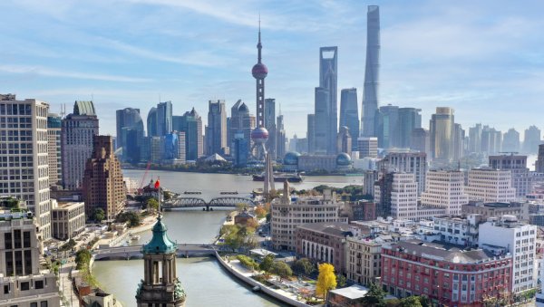 实盘配资平台 上海发布三项服务举措，深化“政会银企”机制，让金融活水精准触达民营企业